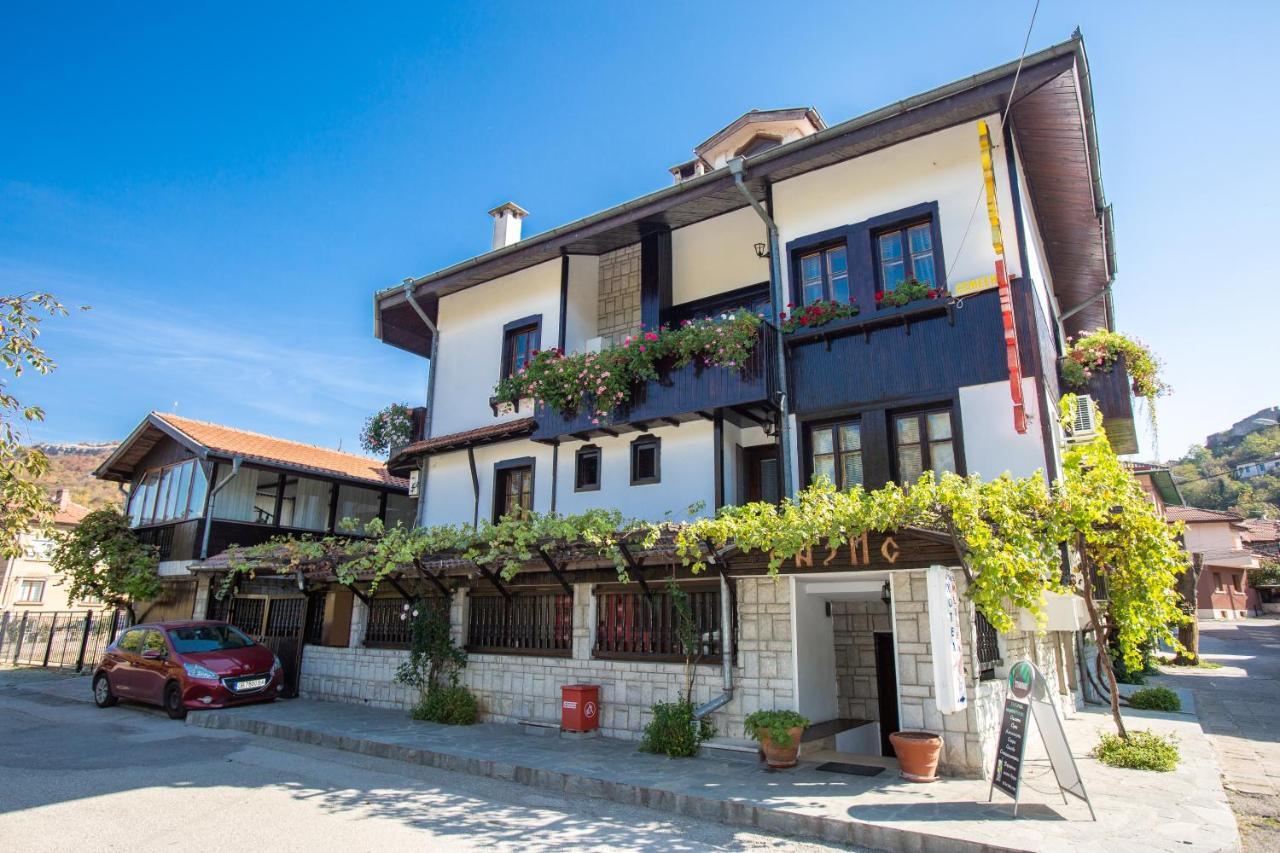 Oazis Family Hotel Lovech Bagian luar foto