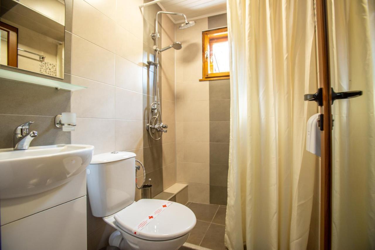 Oazis Family Hotel Lovech Bagian luar foto